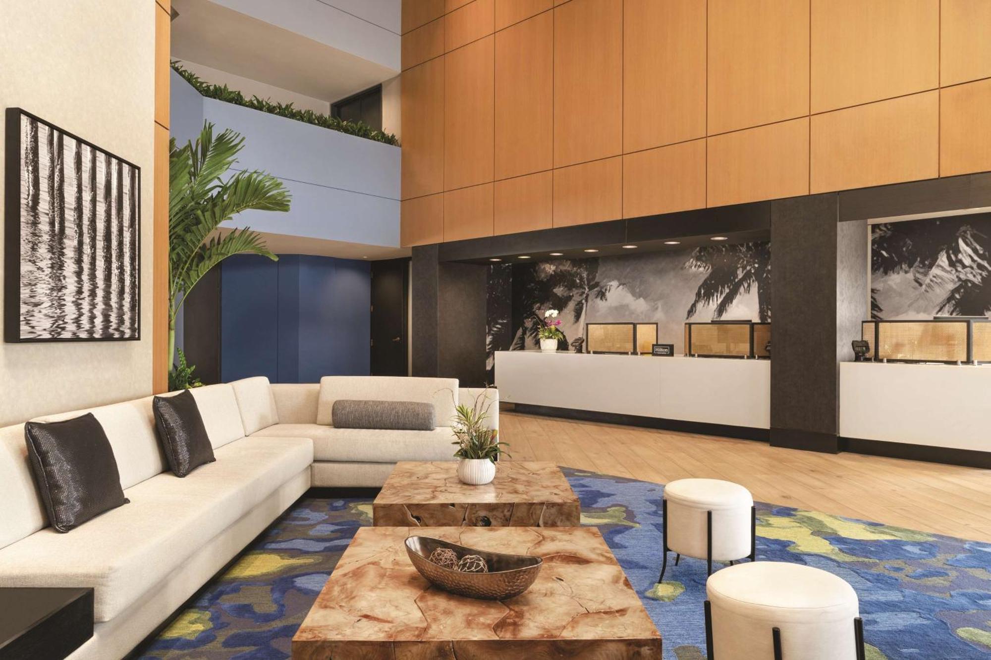 Doubletree By Hilton Tampa Rocky Point Waterfront Hotel Exterior foto